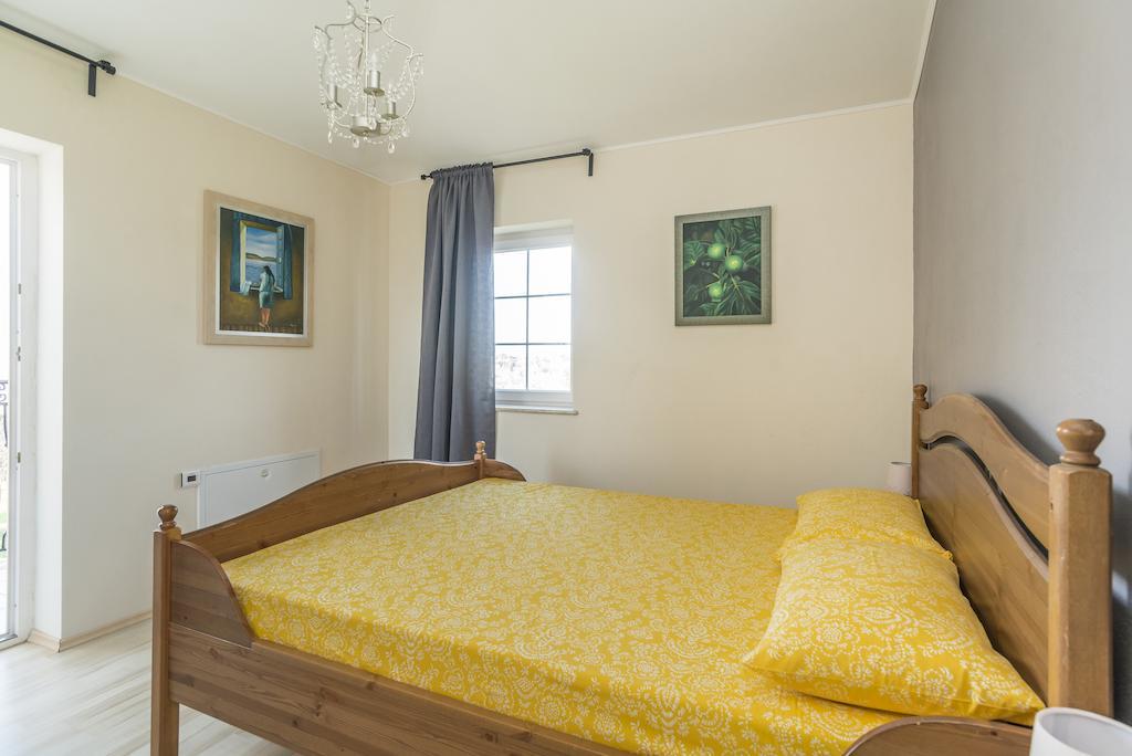 Apartments & Rooms Buoni Amici Murine Chambre photo